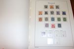 Fräsch men mycket glest besatt postfrisk samling i Leuchtturm-album med fickor 1851-2000. Innehåller flera bättre märken som F30-32, PF10 och Slesvig 1-28. Stora partier av albumet är dock tomt.