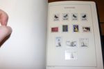 Postfrisk samling 1933-1994 i Leuchtturmalbum med fickor. Nästan komplett i perioden inkl några tjänste och postfärjemärken.