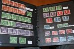 Dubblettsamling i visiralbum med bl.a. mycket vapen och ringtyp, på 1900-talet en del vattenmärken. Även en del trevliga stämplar. Fyndchans.