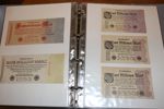 TYSKLAND. Album 122 sedlar 1910-20-tal inkl många från inflationstiden. Mest ordinarie sedlar men även några "notgeld". Blandad kvalitet från godtagbart till ovikt, men mest bra. 