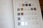 SPANIEN. Samling till 1979 i två DAVO-album med förtryck och fickor. Ojämnt besatt men inkl en del lite bättre utgåvor, blandat x/xx/stpl. Även Spanska Andorra, bl.a. nästan komplett xx 1972-2001.