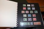 Samling ca 1930-1987 i två visiralbum. Före 1942 blandat x/xx, sedan postfriskt. Med flera lite bättre tidiga märken och även en del nominal på det moderna.