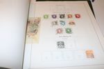 Blandat parti med bl.a. ringtyp t13 på blad med olika nyanser, lite 12 öre vapen, en enklare Nordensamling i Facitalbum, ett album bandmärken, och en färglikare Nordisk Filateli som dock ej är kpl.