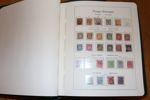 Välfylld samling 1855-1989 i Leuchtturmalbum. Till en början stämplad, från ca 30-talet även x/xx och helt xx från ca 1960. 