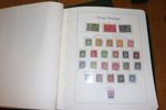 Välfylld samling 1855-1989 i Leuchtturmalbum. Till en början stämplad, från ca 30-talet även x/xx och helt xx från ca 1960. 