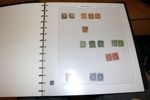 Samling 1856-1971 i SAFE-album. Något restbetonat men med en del bättre märken som legionen och universitetet. Blandat stpl och x/xx. Lågt utrop.