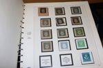 Trevlig samling militärmärken i ett Safe-album. Innehåller M1 xx och obeg kuvert, senare utgåvor delvis specialiserat. M8 i flera lösa ex och ett svarsbrev. Trevlig bas för vidare studier.