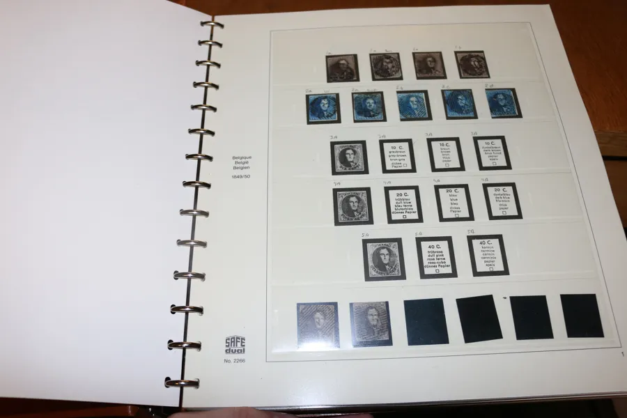 BELGIEN. Ojämnt besatt samling till 1935 i Safe-album med många klassiska utgåvor och framför allt alla högvalörer i "tin man"-serien ostämplat. Därefter nästan tomt sista 10 åren.
