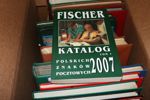 POLEN. Stort parti Polen i 17 album av olika slag. Många tusen frimärken, troligen mest enklare men även en del xx.