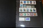 Visiralbum med en xx samling ca 2010-2024. Nom 12000 kr inkl många "brev". Även lite äldre märken och något stämplat.