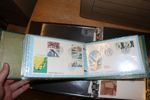 Låda sex album FDC mest 1960-80-tal, de flesta med vinjetter. Även ett album Danmark och något Färöarna.