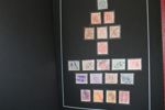 SPANIEN. Mycket fin och välvårdad samling med hemgjord montering i två Leuchtturmpärmar, svarta blad, samlat till ca 1980.