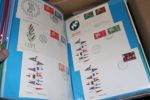 VÄRLDEN. FDC och några andra brev i fem album. Grönland, Färöarna, Norge, Island inkl bättre. Dessutom två album blandade länder med flera intressanta, bl.a. fyra FDC/brev från TANNU TUVA 1930-tal.