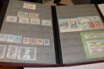 Låda med bl.a. 12 album inkl samlingar Island, Monaco och Vatikanstaten xx 1960-80-tal. Dessutom några album xx motivmärken olika länder och ett par album enklare stämplat.