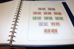Mycket omfattande samling till 1992 i fyra KABE-album. Inleds med original 4 sk bco med variant "PYRA", 8 sk bco i eftertryck E2 (rep hörn) i lyxcentrering. Båda dessa utan gummi. 