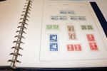Mycket omfattande samling till 1992 i fyra KABE-album. Inleds med original 4 sk bco med variant "PYRA", 8 sk bco i eftertryck E2 (rep hörn) i lyxcentrering. Båda dessa utan gummi. 