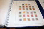 Mycket omfattande samling till 1992 i fyra KABE-album. Inleds med original 4 sk bco med variant "PYRA", 8 sk bco i eftertryck E2 (rep hörn) i lyxcentrering. Båda dessa utan gummi. 