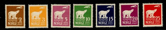 F151-57. Postfrisk serie. F 1300 kr
