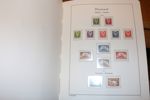 Samling xx till 2010 i LT-album med fickor, sidor från starten 1905. Ser komplett ut förutom två block från 1950 och framåt. Även några tidigare märken t.ex. Thuleserien.