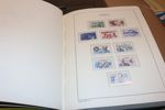 Samling 1855-1999 i fem Leuchtturmalbum. Med många bättre märken och serier, BC-par m.m. På det modernare avsnittet märks många vackert stämplade märken. Värt att titta närmare på!