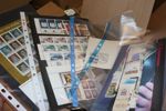 Stor flyttlåda med tre samlingar/partier: CEPT-samling på blad + helark (Mi över €1000 enl inl), parti ISRAEL xx/stpl i låda med mängder av frimärken, samt samling tyska förstadagsblad (ETB) + album.