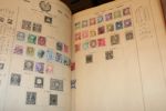 Proppfull mindre flyttlåda: Australien 1867-2007 i pärm inkl stater, album Frankrike 1982-91 med mycket xx motivmärken, två antika hela världen-album. Även stort parti Tjeckoslovakien i 6 album.