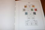Fin samling Island 1873-1989 i ett Leuchtturmalbum med en del extrasidor.