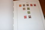 Fin samling Island 1873-1989 i ett Leuchtturmalbum med en del extrasidor.
