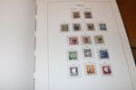 Fin samling Island 1873-1989 i ett Leuchtturmalbum med en del extrasidor.
