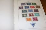 Fin samling Island 1873-1989 i ett Leuchtturmalbum med en del extrasidor.