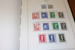 Fin samling Island 1873-1989 i ett Leuchtturmalbum med en del extrasidor.