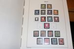 Samling till början på 2000-talet i ett album, med flera bättre märken. Bl.a. 2+4+8 skilding utan gummi, def 16 sk. Flera aur-ovaler inkl några bättre valörer, hyfsat 1900-tal men oftast utan det dyra