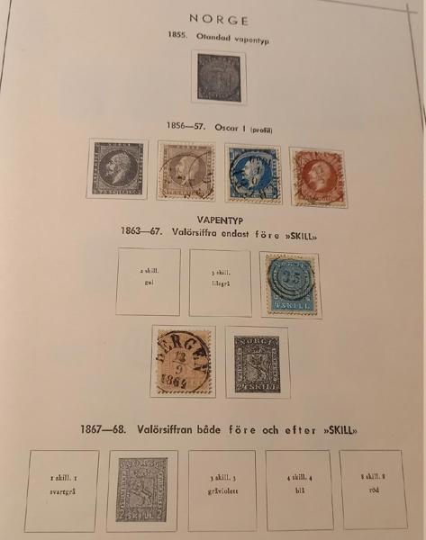 Samling 1856-1998 i Facitalbum. 12 skillingar, en del posthorn, bra från 1909 med det mesta utan de dyraste. Även många tjänste. Mest god kvalitet.