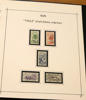 Samling stpl 1938-75 komplett inkl amerikautgåvan F10-18 men utan "Danmark befriet". Dessutom Thule och Slesvig. Vackert monterat på hemgjorda sidor i Lembitpärm.